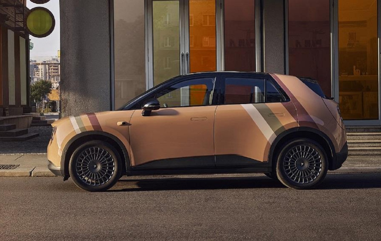 Firefly EV edisi spesial. SP/ JKT