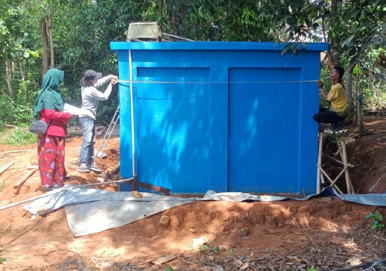 Salah satu lokasi pembangunan SPAM dan MCK di Kabupaten Pamekasan Jawa Timur. SP/ PM