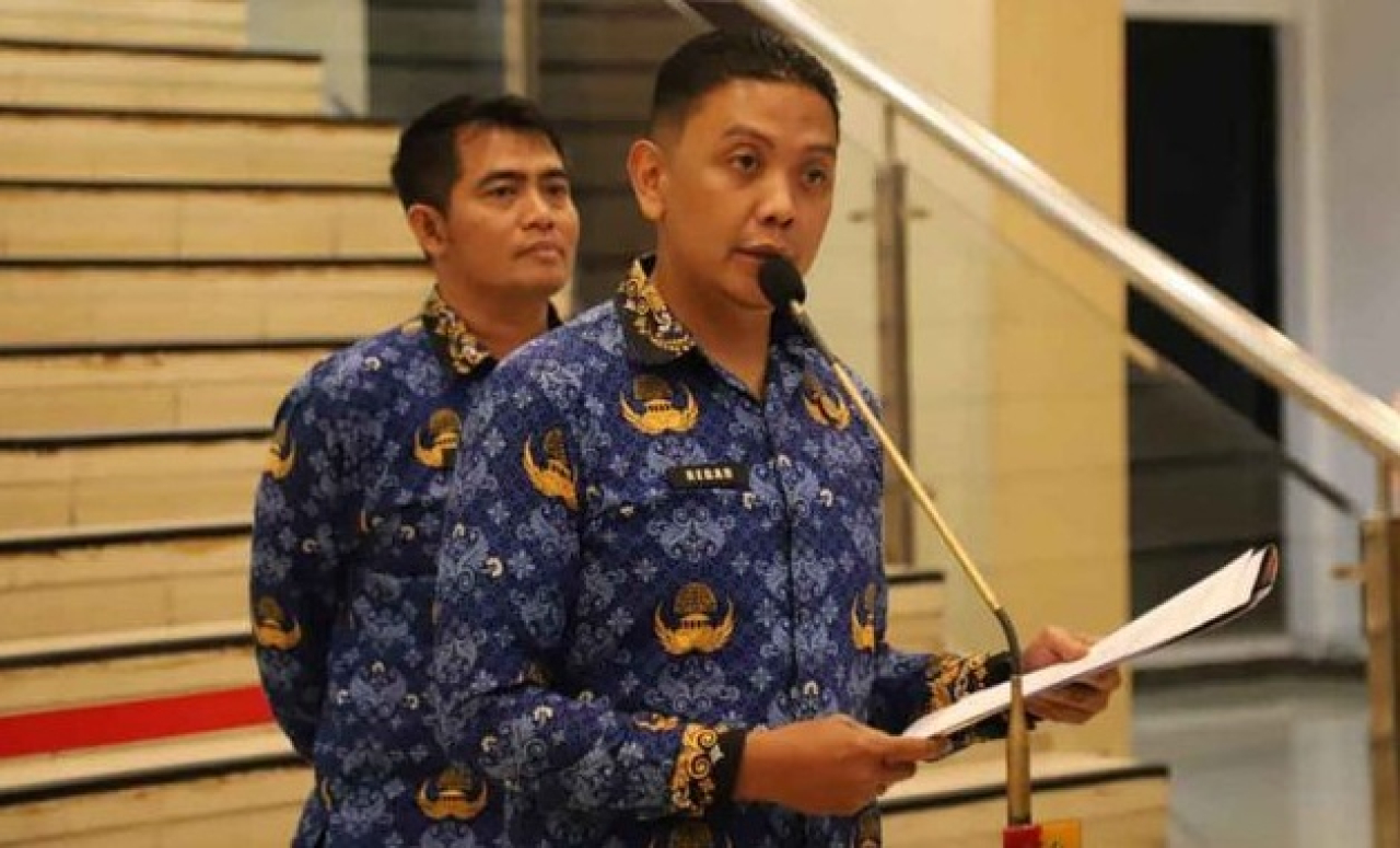 Plt. Kadiskominfo Jember Regar Jeane Dealan Nangka. SP/ JBR