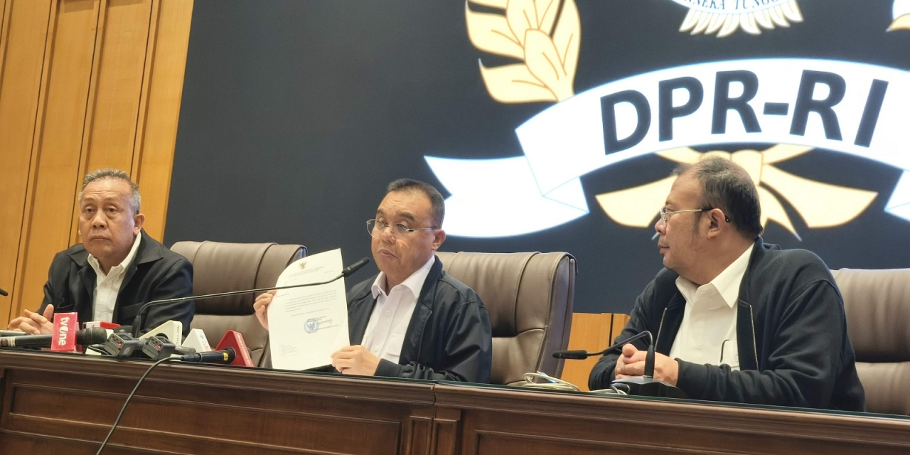 Wakil Ketua DPR RI, Sufmi Dasco Ahmad, saat menjawab tuntutan 17+8 yang diaspirasi oleh rakyat, salah satunya terkait tunjangan dan gaji DPR RI.