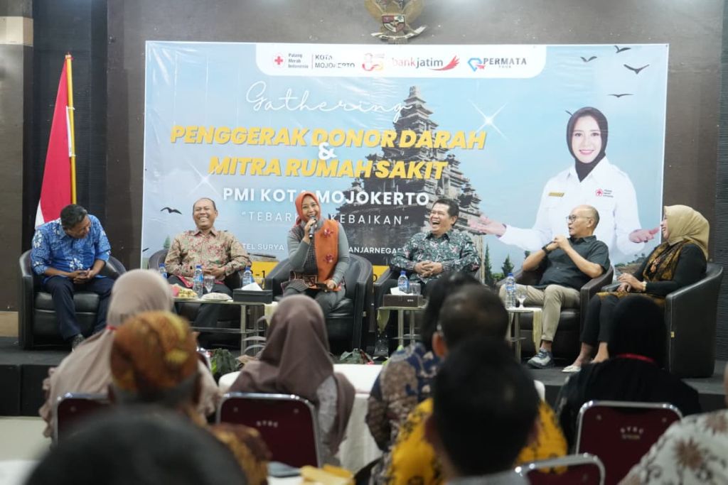 gathering penggerak donor darah dan mitra rumah sakit se Kota Mojokerto