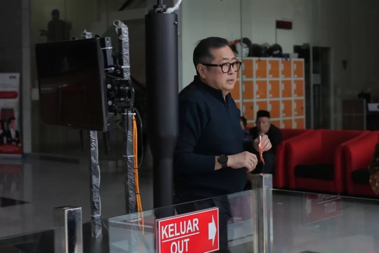 Bambang Rudijanto Tanoesoedibjo saat diperiksa oleh KPK.