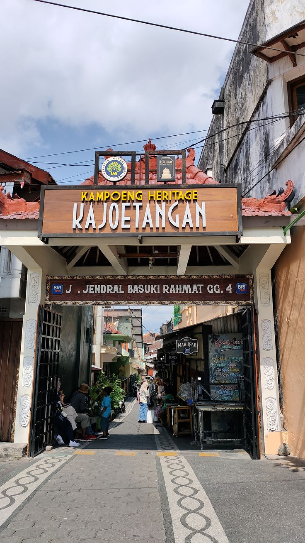 kayutangan heritage di malang. mlg-01/gfr