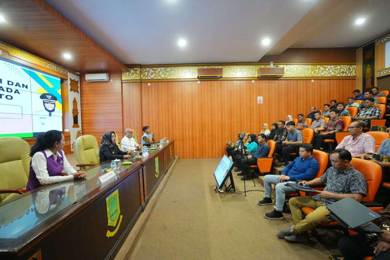 Sosialisasi Anti Korupsi dan Perbaikan Pelayanan yang digelar di Dinas Penanaman Modal dan Pelayanan Terpadu Satu Pintu (DPMPTSP). SP/Dwy AS
