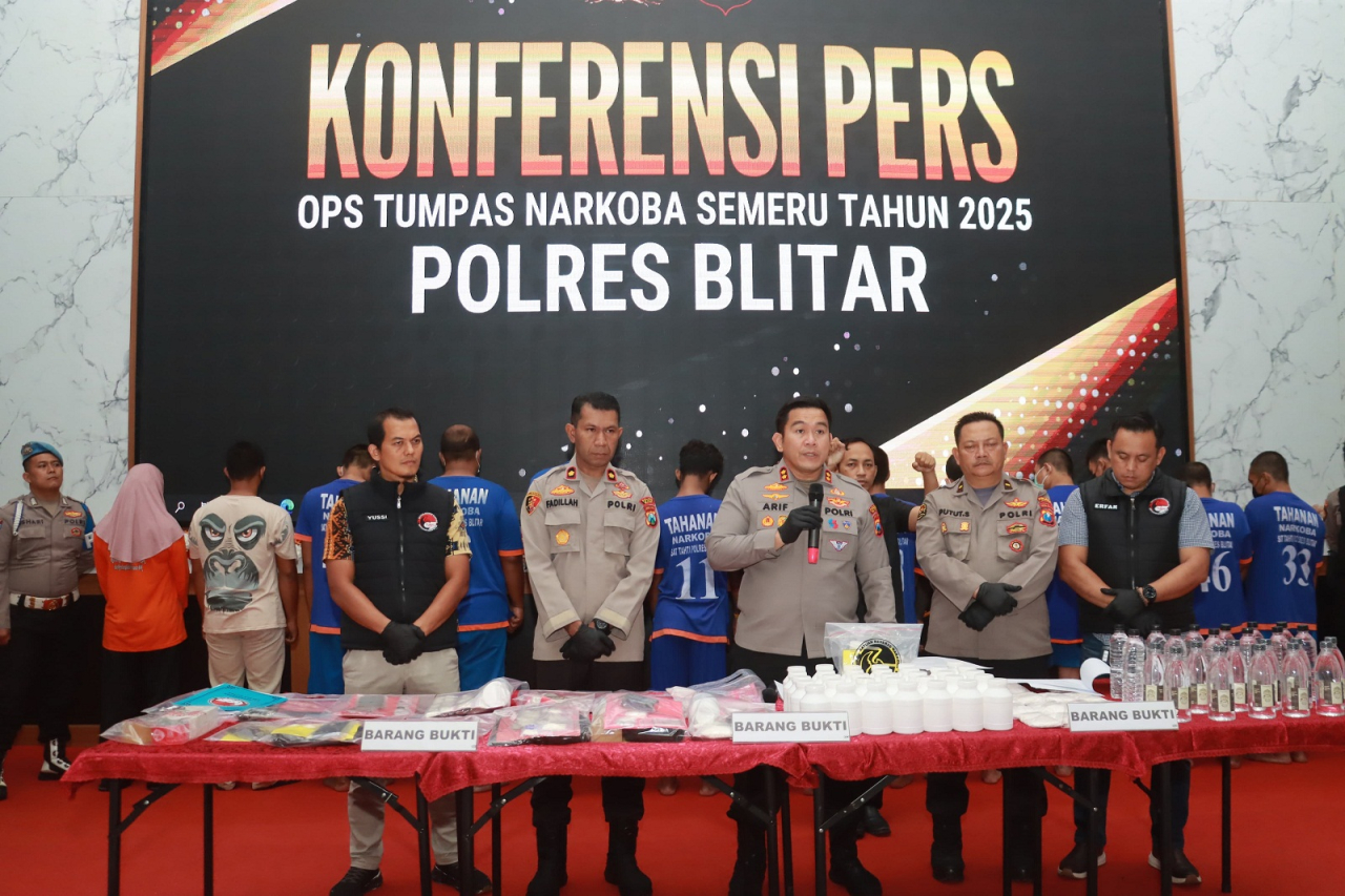 Kapolres Blitar memberikan keterangan saat rilis. SP/Lestariono