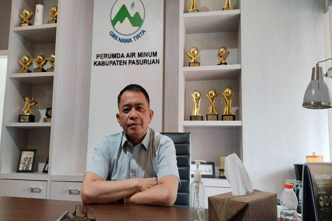 Zahari Direktur PDAM Giri Nawa Tirta kabupaten Pasuruan. 