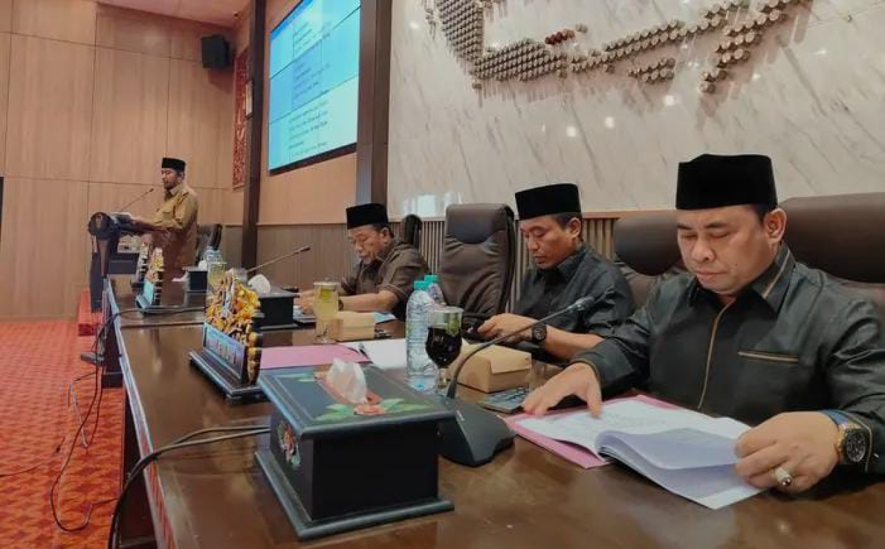 DPRD kabupaten Sumenep menggelar Rapat Paripurna.