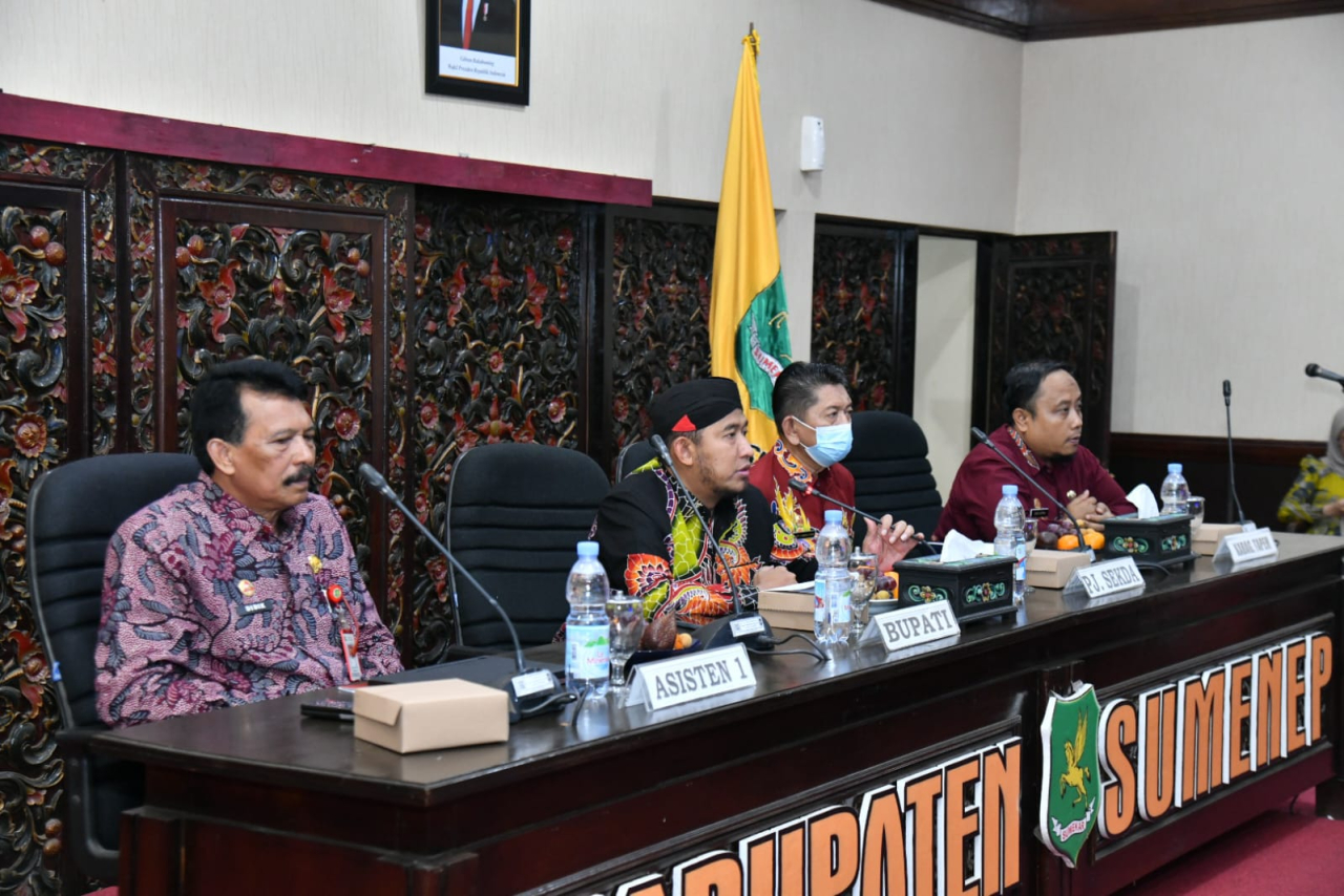 Bupati Sumenep , Achmad Fauzi Wongsojudo, di sela-sela Peluncuran dan Sosialisasi Bupati Award 2025.