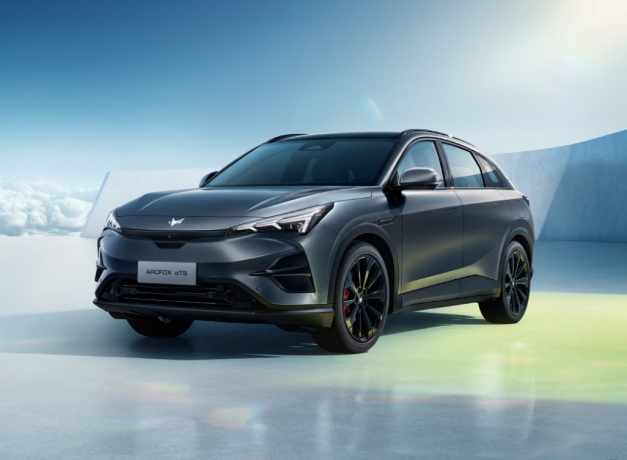 Arcfox Alpha T5. SP/ JKT