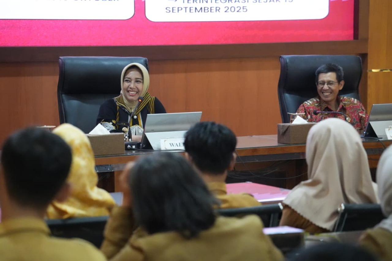 Wali Kota Mojokerto, Ika Puspitasari, saat membuka kegiatan Evaluasi dan Sosialisasi Pemanfaatan TTE yang digelar oleh Dinas Komunikasi dan Informatika Kota Mojokerto. SP/Dwy AS