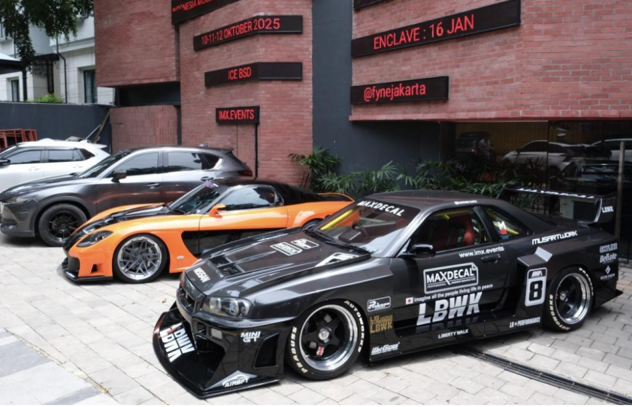IMX LA Car Meet Up 2025 menghadirkan puluhan mobil modifikasi milik diaspora Indonesia dan para car enthusiast di California. SP/ JKT