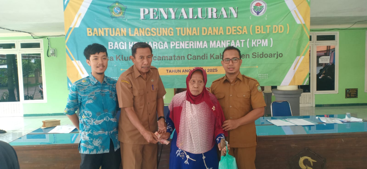 Pemerintah Desa Klurak Kecamatan Candi menyalurkan Bantuan Langsung Tunai (BLT). SP/HIKMAH