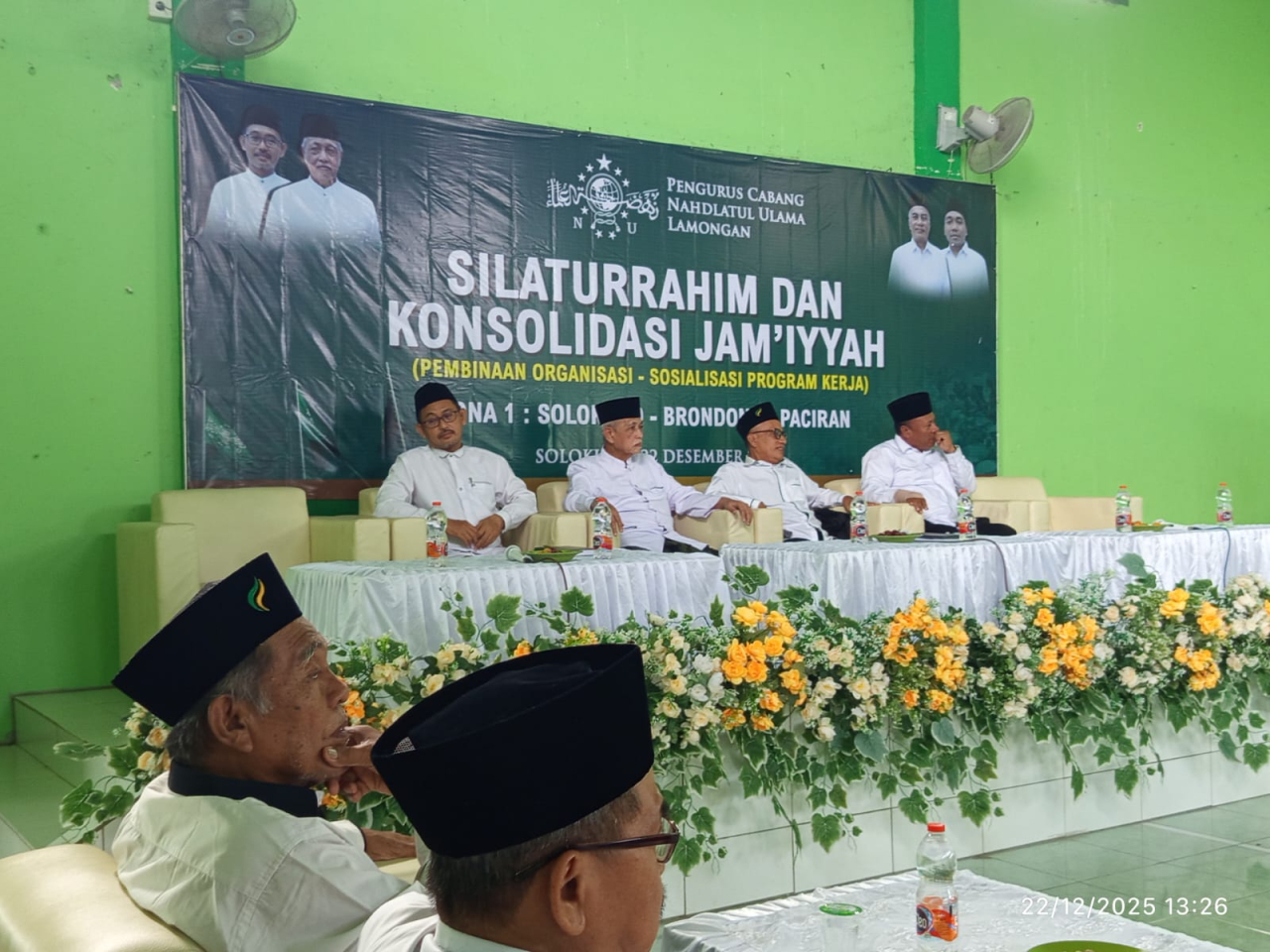 Pengurus PCNU Lamongan saat menyapa pengurus di tingkat MWC NU dalam turba untuk penguatan organisasi di Aula MWC NU Kecamatan Solokuro. FOTO: SP/MUHAJIRIN