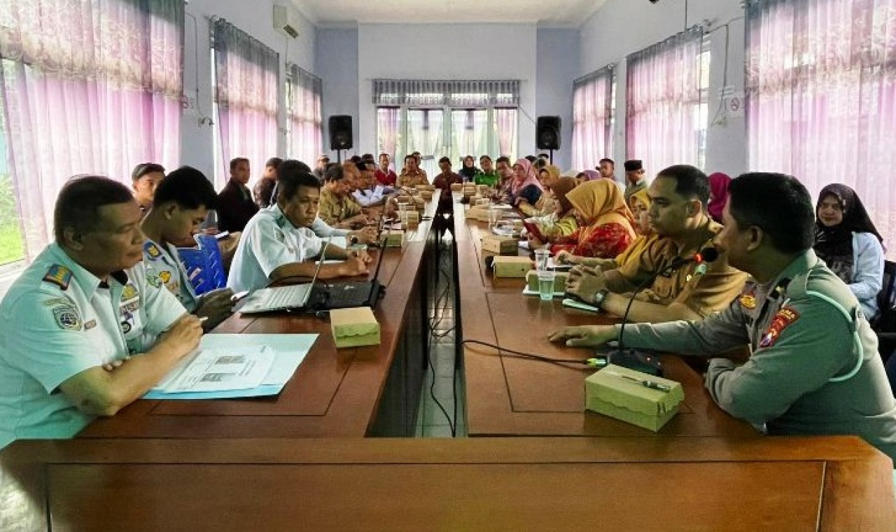 Forum Konsultasi Publik (FKP) Evaluasi dan Rencana AGP Tahun 2026 bersama OPD terkait dan perwakilan sekolah di kantor Dishub Magetan. SP/ MGT