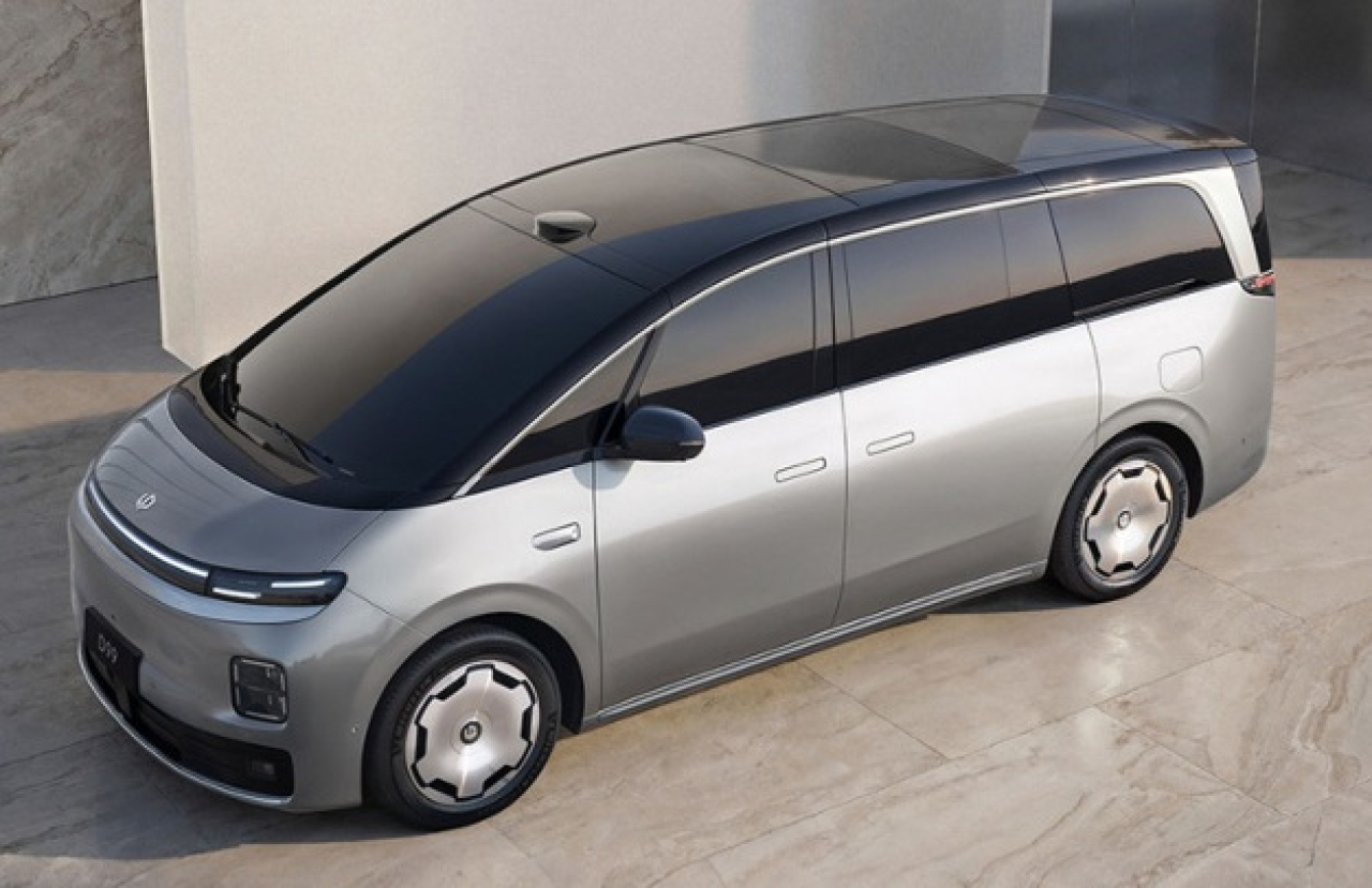 MPV Terbaru Leapmotor D99. SP/ JKT