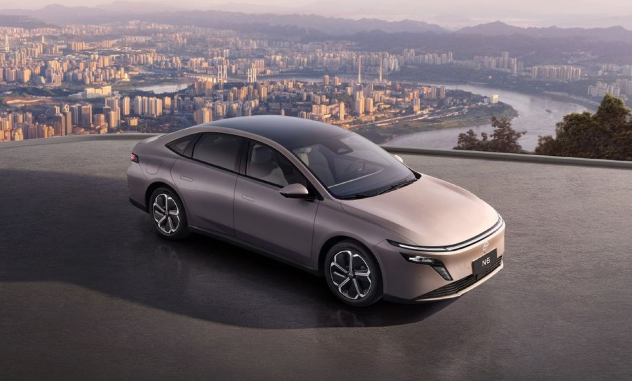 Nissan N6 PHEV. SP/ JKT