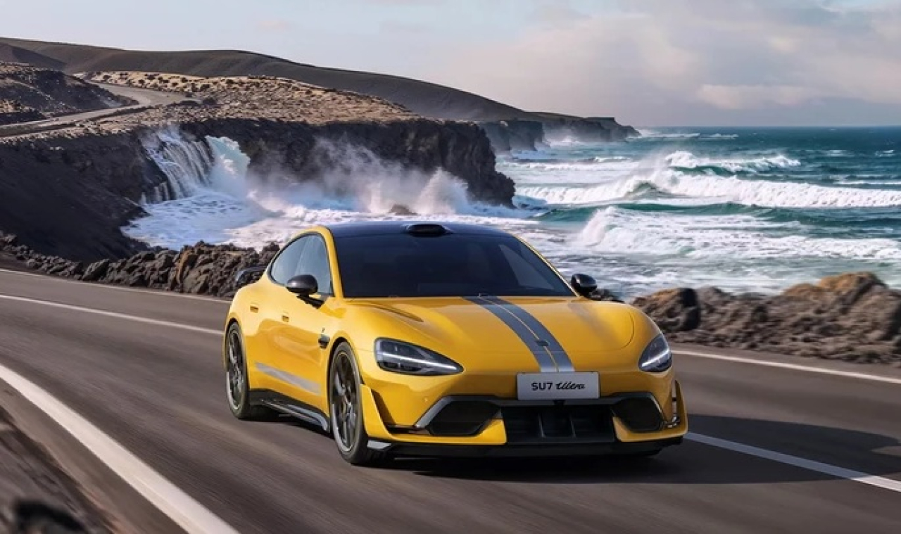 Xiaomi SU7 Ultra. SP/ JKT