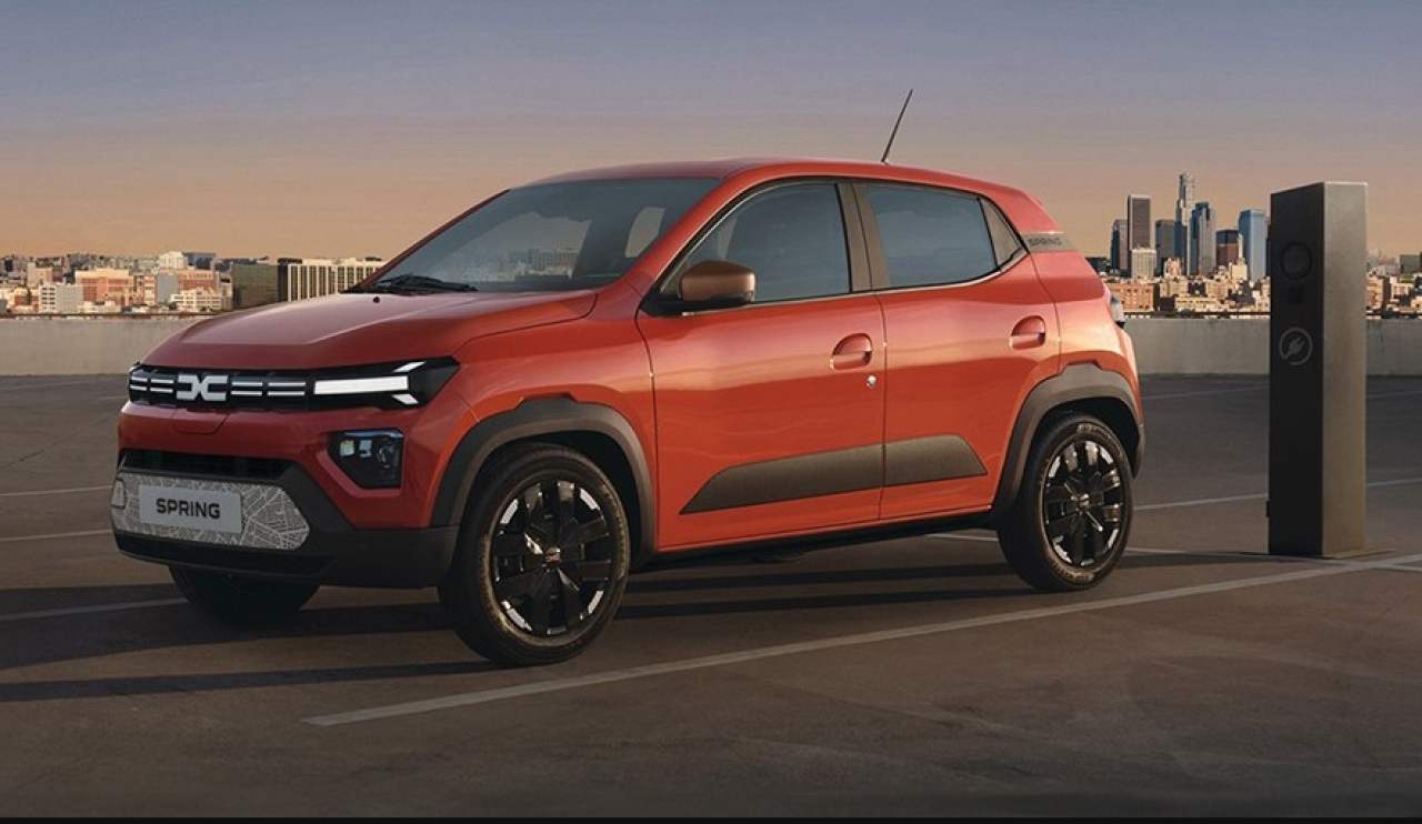 Dacia Spring EV. SP/ JKT
