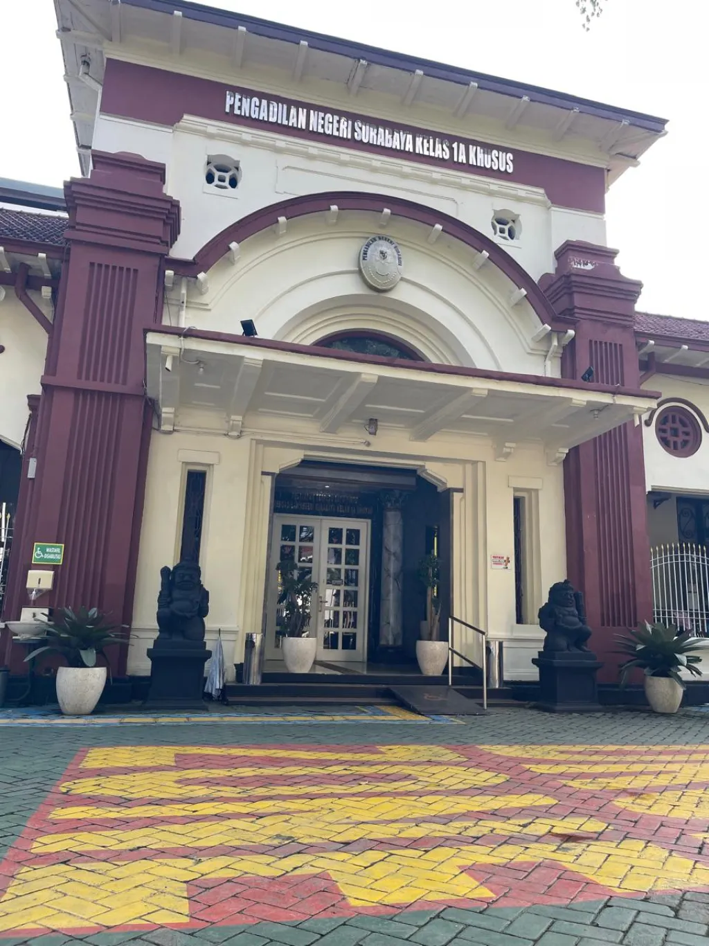 Baca juga : Pengadilan Niaga Surabaya Tetapkan Status PKPU Sementara Terhadap CV Segoro Kidul dan Pihak Terkait