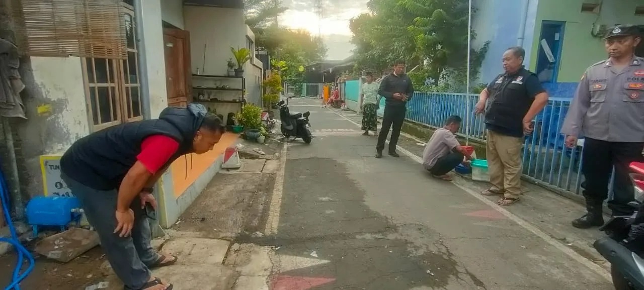 Baca juga : Di Kota Madiun, Pesta Miras Malam Tahun Baru Berujung Maut, Pemuda 19 Tahun Tewas Ditusuk