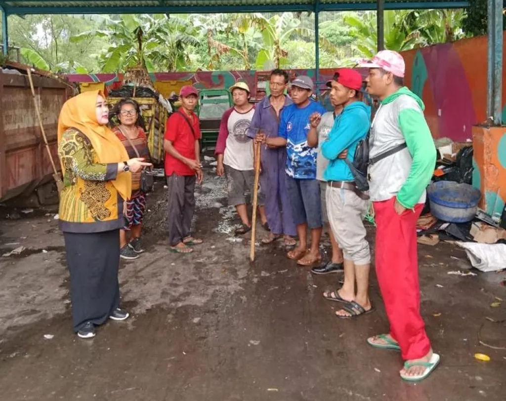Baca juga : Butuh Penanganan Ekstra, Wakil Ketua DPRD Surabaya Dorong Optimalisasi Layanan Sampah Demi Kenyamanan Kota