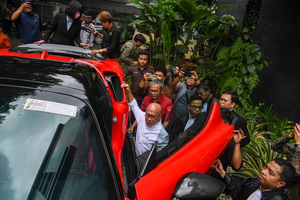 Pengacara Minyak Goreng, Punya 22 Mobil Mewah