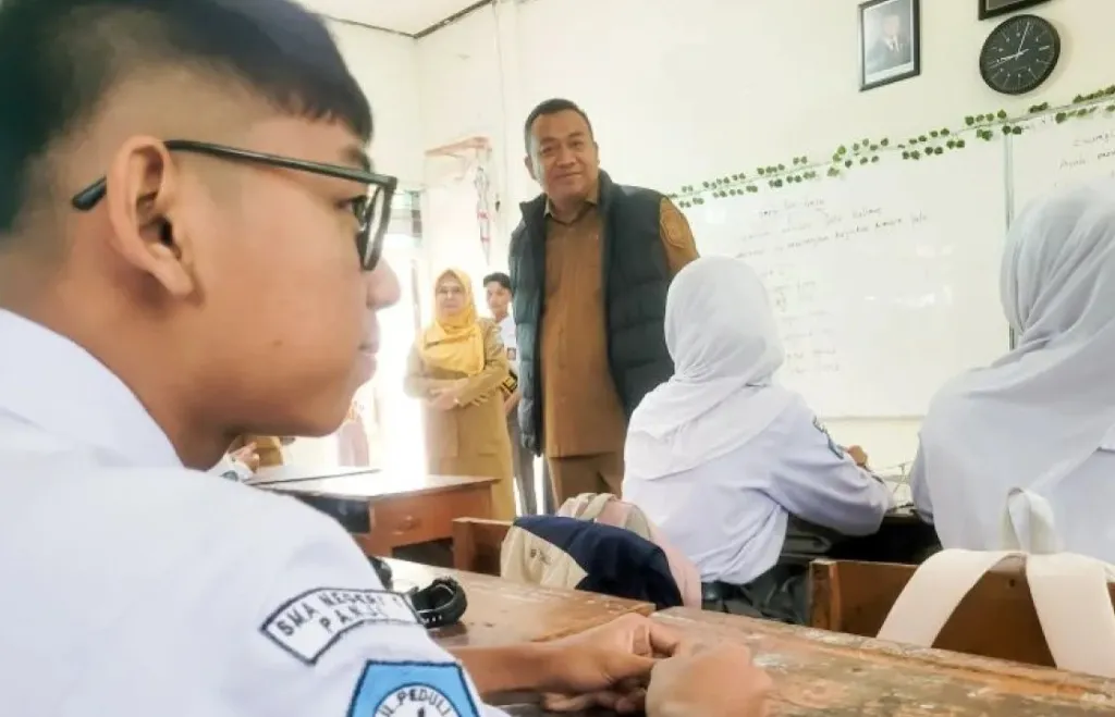 Mitigasi Bencana Banjir, Pemkab Situbondo Gercep Kampanyekan Bersih Sampah ke Sekolah