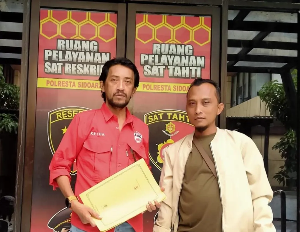 Baca juga : Ratusan Juta DD Jeruklegi Diduga Dikorupsi, Pemuda Lira Lapor Polisi