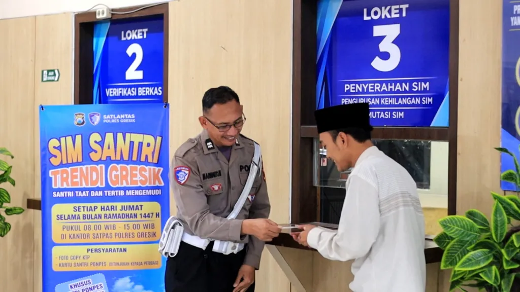 Ramadan 1447 H, Polres Gresik Luncurkan Program SIM Santri Trendi