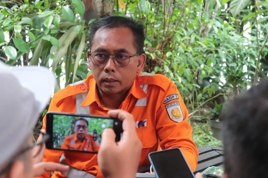 Baca juga : Korban tewas di Perlintasan Bancong, KAI Daop 7 Madiun Bantah Ada Kelalaian 