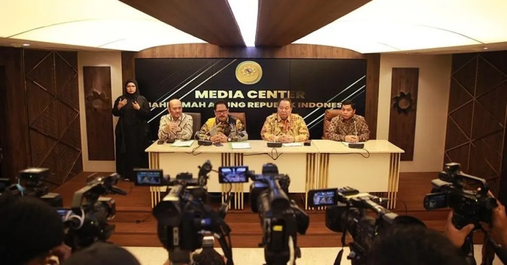 Baca juga : MA Berterima Kasih KPK Tangkap Ketua PN Depok