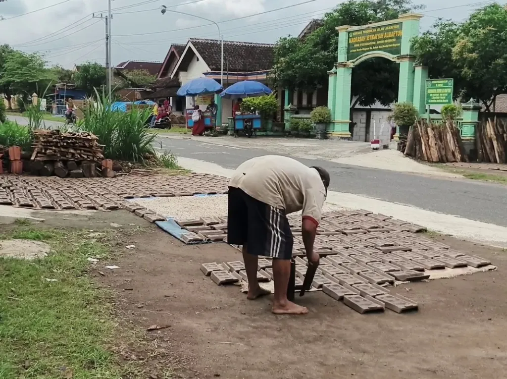 Tindak Lanjuti Tata Lingkungan, Pemkab Magetan Dukung Proyek ‘Gentengisasi’