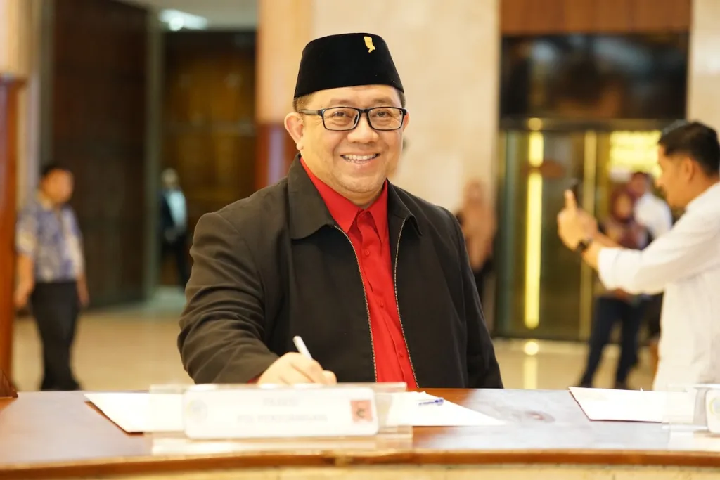 Bola Panas di Kemendagri, Dua Raperda Strategis Jatim Terjebak Antrean Jakarta