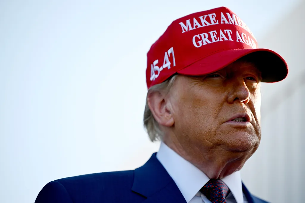 Trump tak Singgung Reza Pahlavi