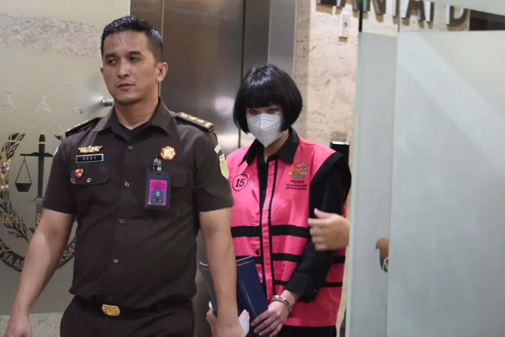 Baca juga : Advokat Marcella, Divonis 14 Tahun dan Uang Pengganti Rp16,25 Miliar