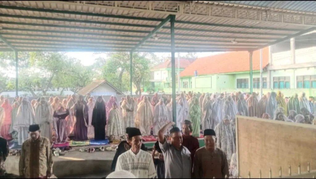 Baca juga : Raih Kemenangan di Hari yang Fitri, Masjid An-Nur Dukuhsari Jabon Gelar Sholat Idulfitri 1447 H/2026 M Sabtu Ini