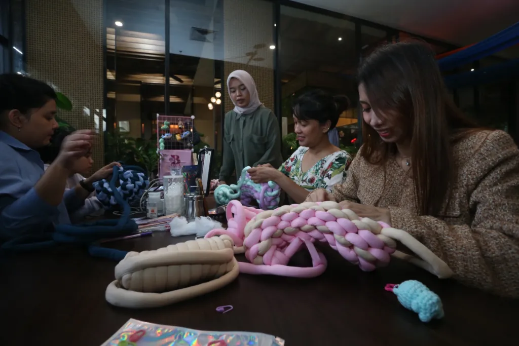 Baca juga : Kolaborasi dengan EXCOTEL Surabaya, RLD gelar Chunky Bag Workshop dengan Pelaku UMKM