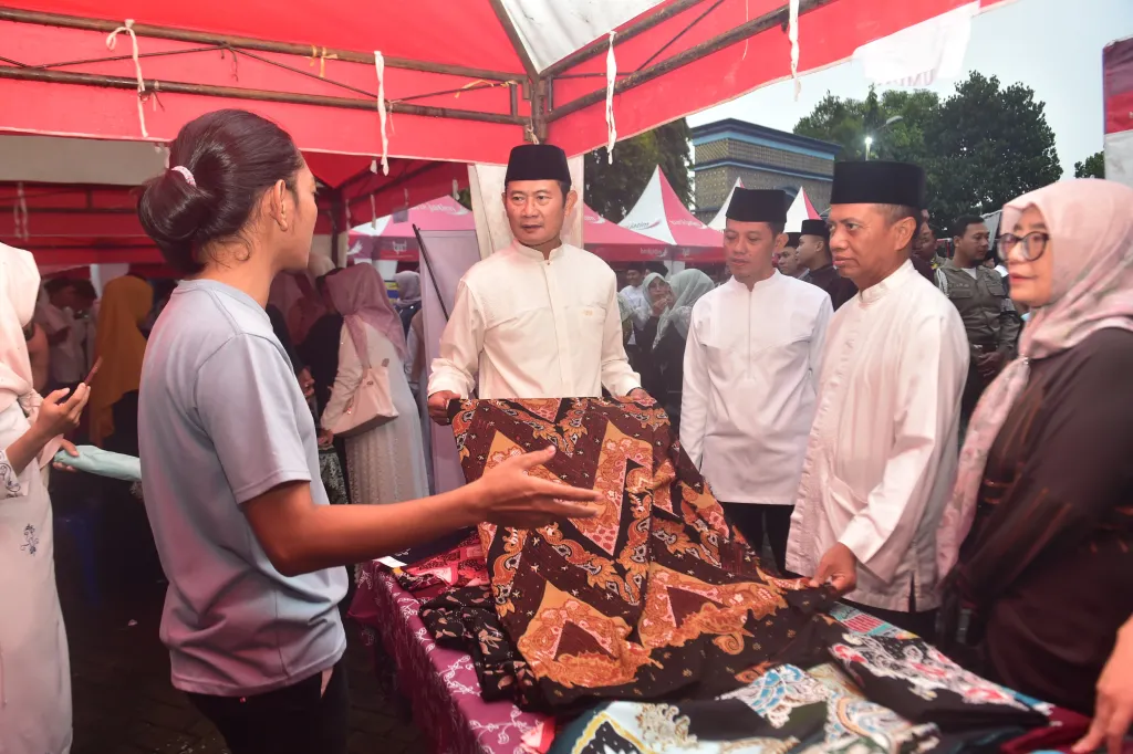 Bupati Lamongan Tegaskan Akan Terus Membangun Fisik dan Non Fisik Yang Terukur dan Utuh