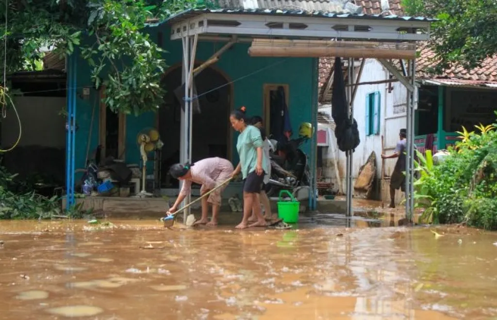 Diterjang Banjir dan Angin Kencang, BPBD Situbondo Catat Ribuan Rumah Warga Terdampak