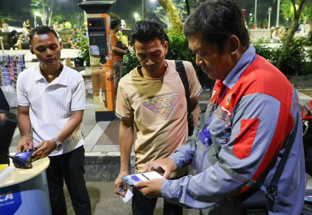 Dishub Buka Layanan Kartu Uang Elektronik di Taman Bungkul dan Apsari Surabaya