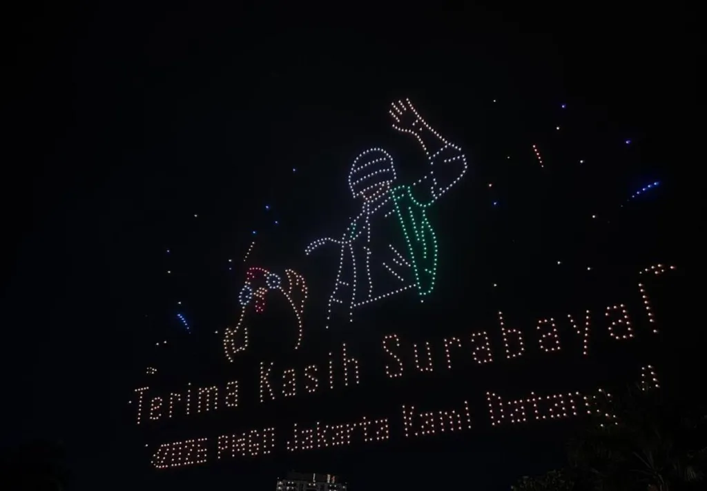 Baca juga : Komoditas Gamer, Hiasi Langit Surabaya dengan Drone