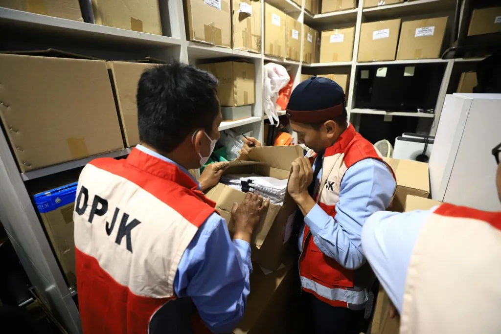 Praktik Manipulasi Rp 14,5 Triliun Ditangani OJK-Bareskrim