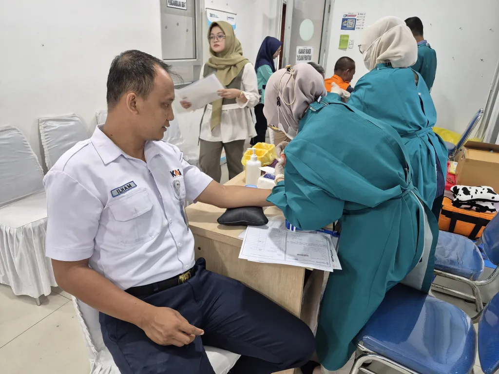 Baca juga : KAI Daop 7 Madiun Gelar Medical Check Up Serentak, Pastikan Seluruh Pekerja dalam Kondisi Prima