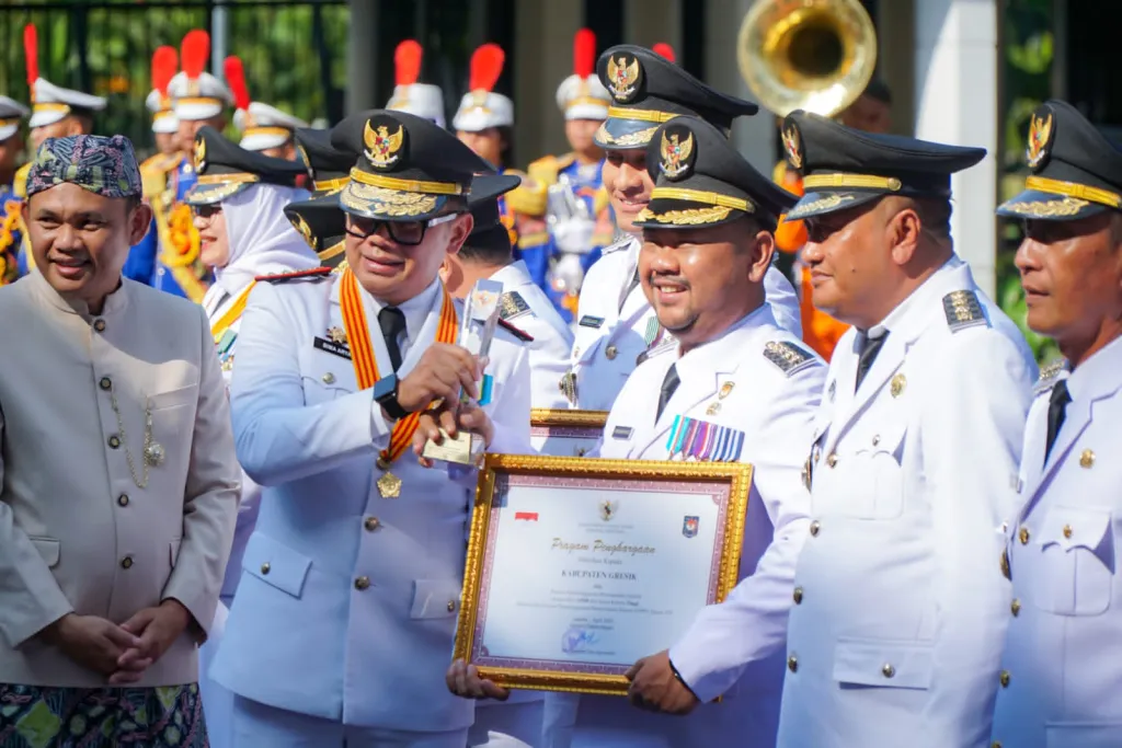 Gresik Masuk 6 Besar Nasional, Raih Predikat Kinerja Tinggi EPPD 2026