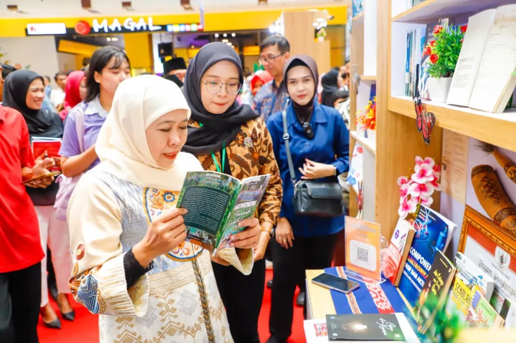 Baca juga : Khofifah Ajak Warga Perkuat Literasi di Momentum Hari Buku Sedunia 2026