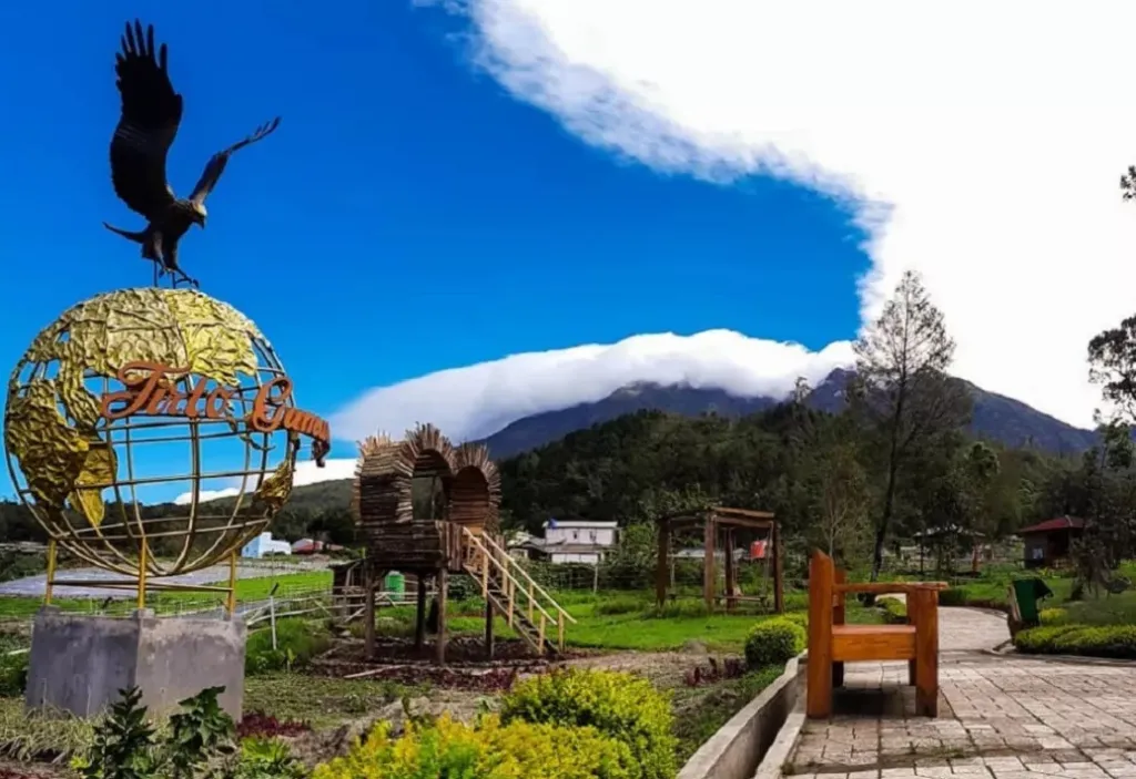 Pesona Tirto Gumarang Park, Tawarkan Suasana Sejuk Khas Lereng Pegunungan