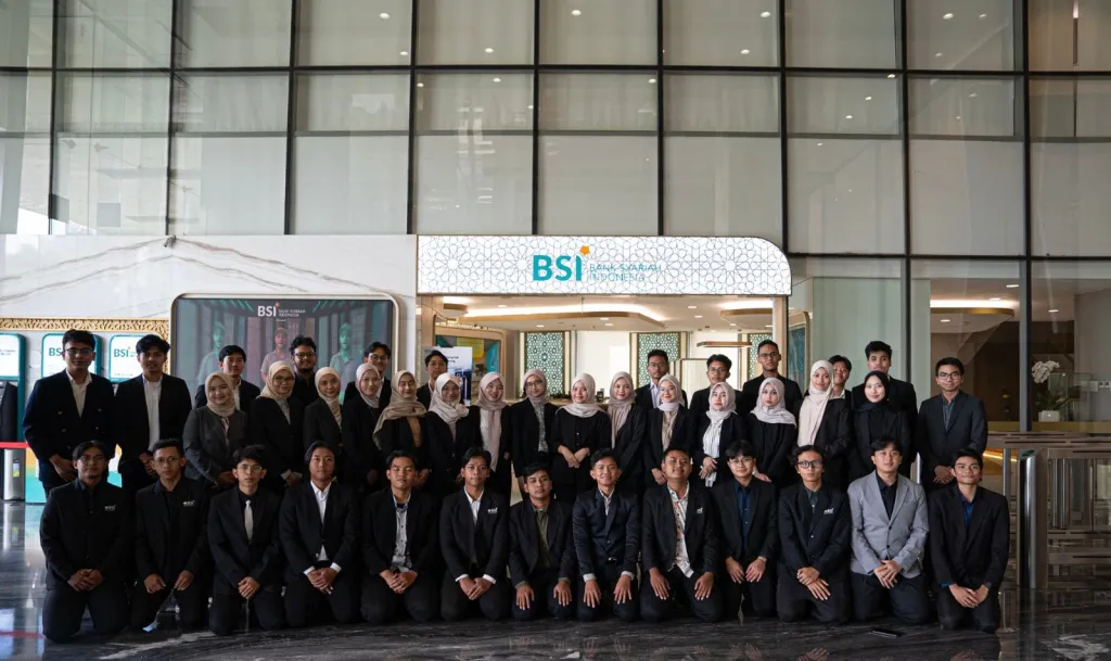 Baca juga : BSI Buka Kembali Scholarship untuk 5.250 Mahasiswa dan Pelajar