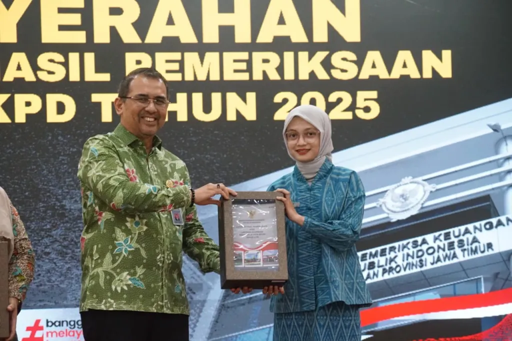 Baca juga : Kota Kediri Raih Opini WTP 12 Kali Berturut-turut, Mbak Wali : Pengelolaan APBD Harus Berdampak Untuk Masyarakat