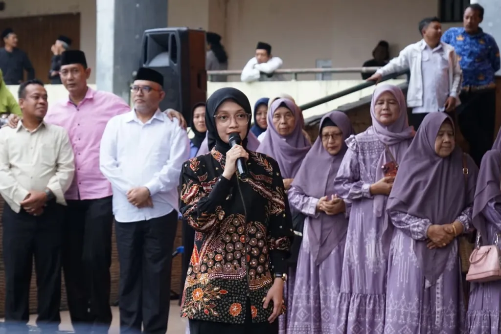 Baca juga : Berangkatkan 280 Calon Jemaah Haji Kota Kediri, Mbak Wali Pesan Jaga Kesehatan dan Kekompakkan