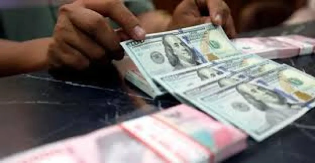 Dollar Selama 52 Minggu, Rentang Rp 16.079-17.404,-